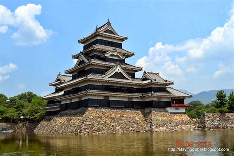 ¡Sumérgete en la Historia y la Belleza del Castillo de Matsumoto!